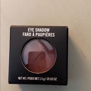 MAC new in box ‘oh my mocha”